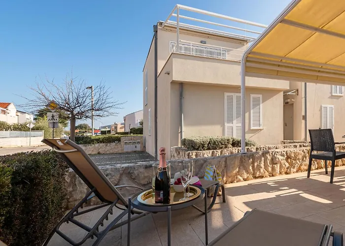 公寓 1 Bedroom Awesome In