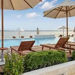 Appartement 1 Bedroom Awesome In Petrcane
